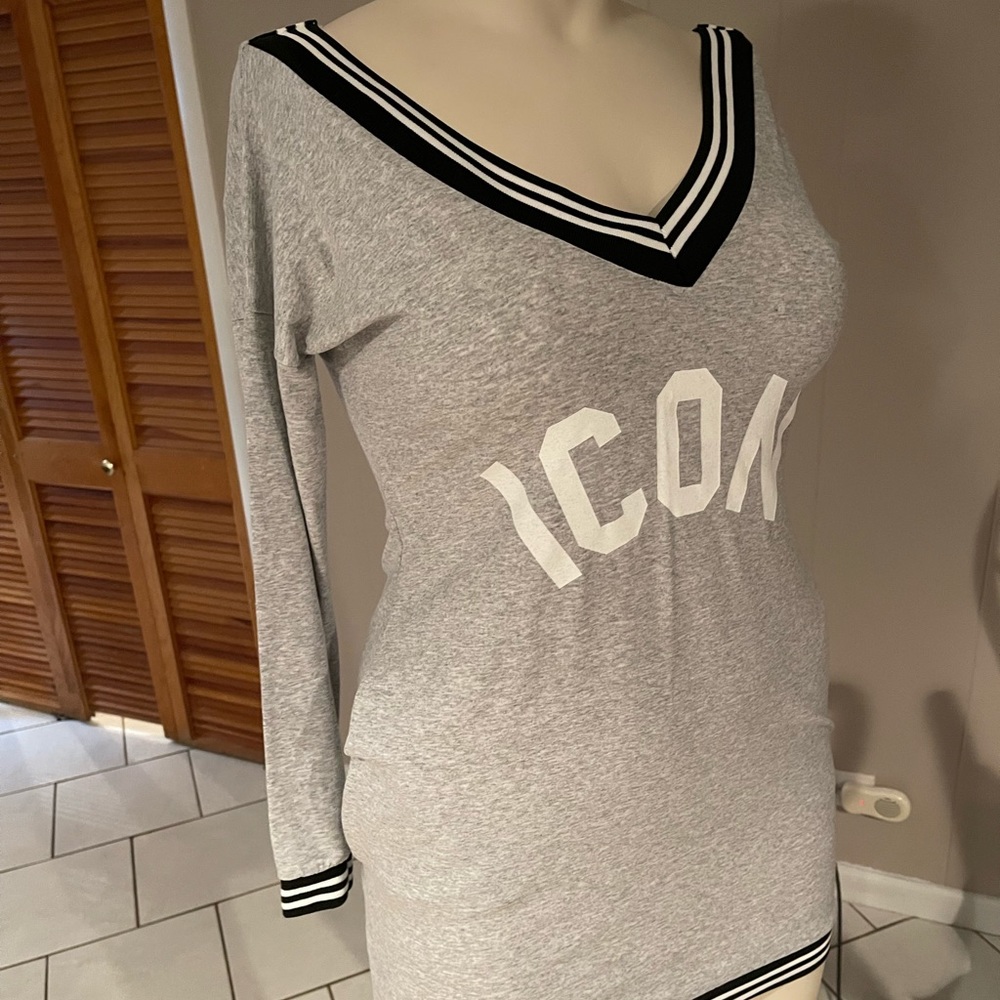 ICON tshirt dress
